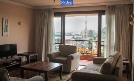 Fully serviced & Luxuriously furnished 3 b...